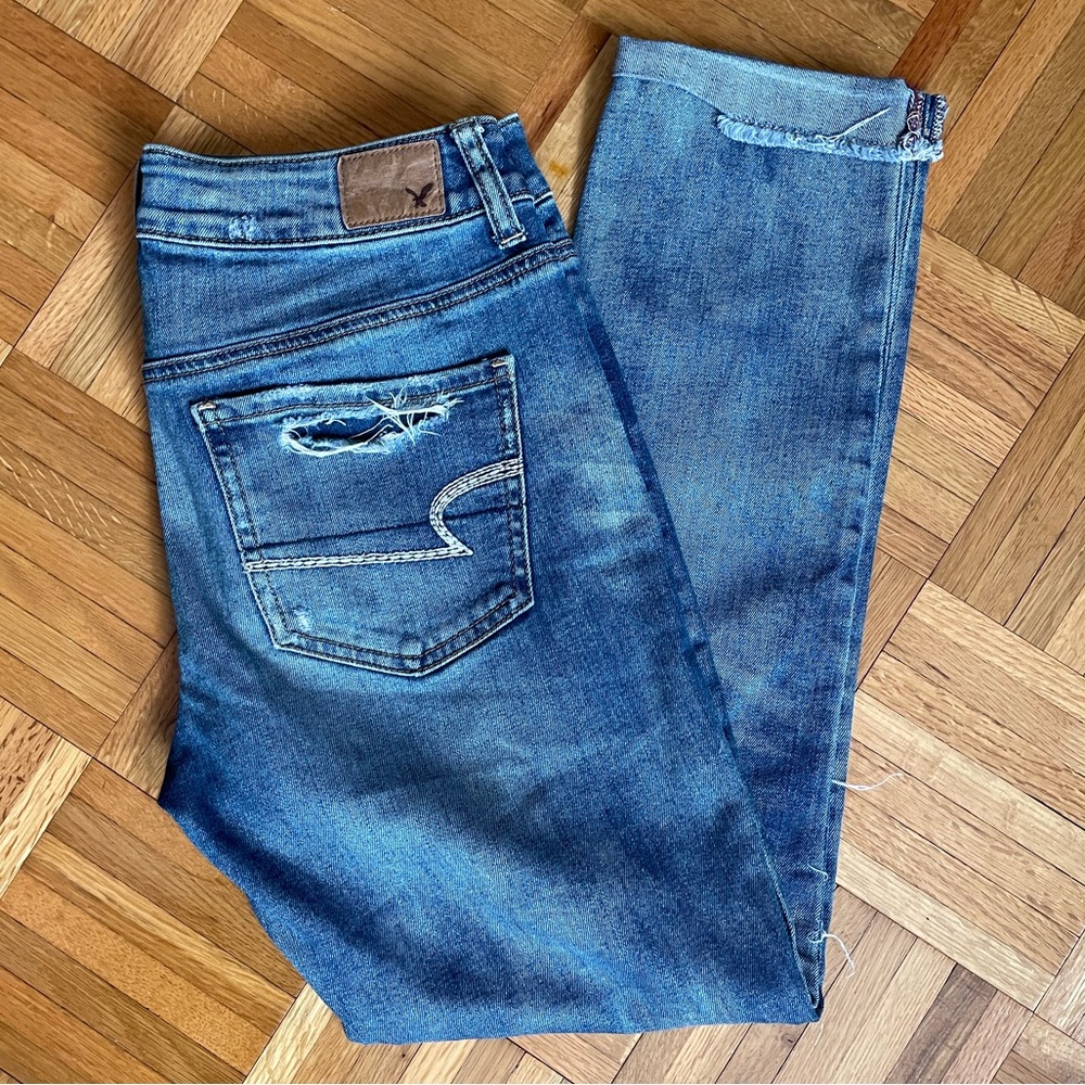 American Eagle Outfitters Tomgirl Jeans Size 4 Regular